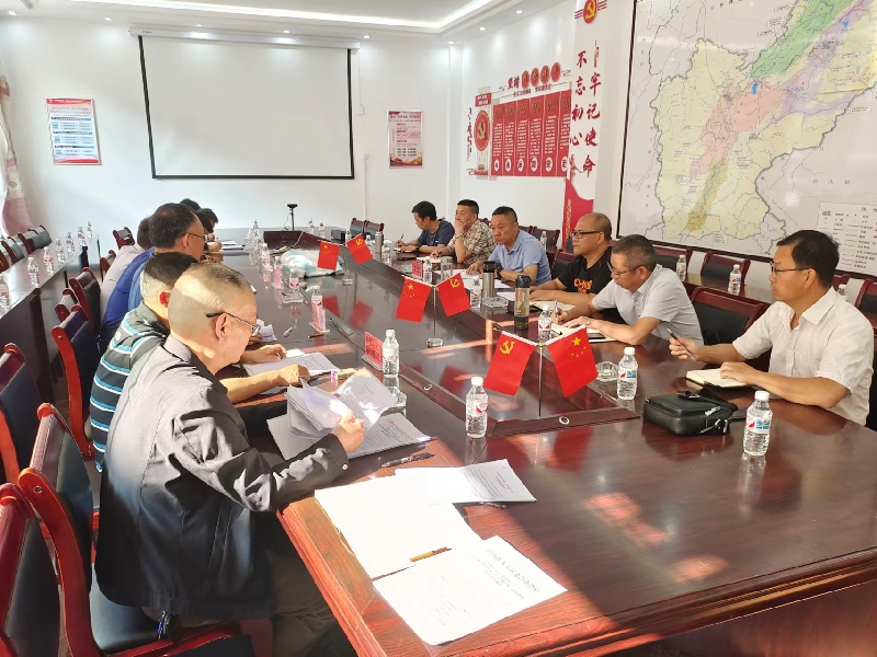 3服务推动重点项目建设.jpg