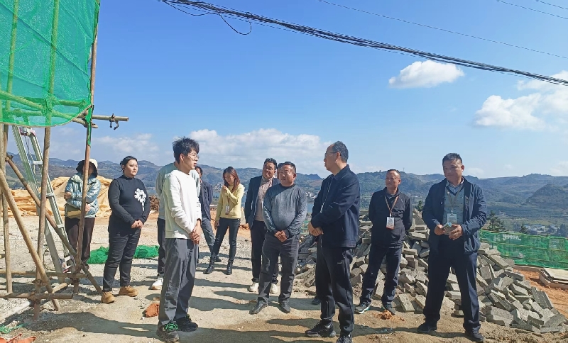 1蒙自市人大常委会对农村饮水安全建议办理情况开展调查.jpg