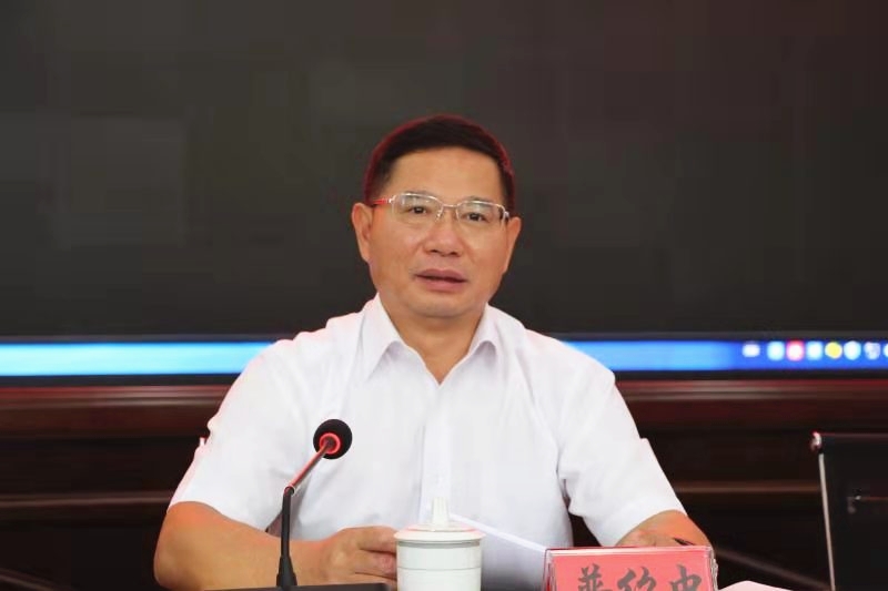 州人大常委会主任普绍忠讲话